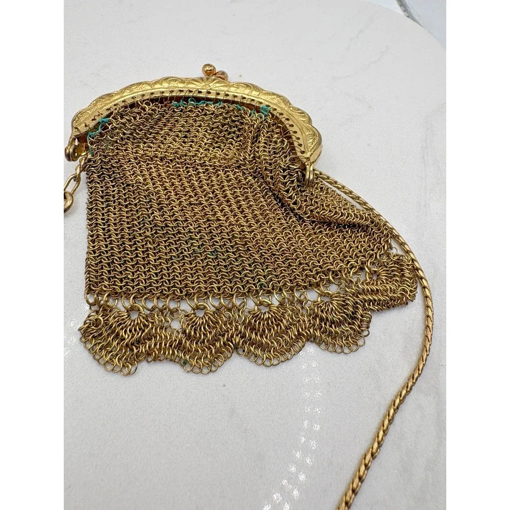 Antique Gilt Chainmail Mesh Coin Purse Evening Bag Vintage Kiss Lock 1940s Gold
